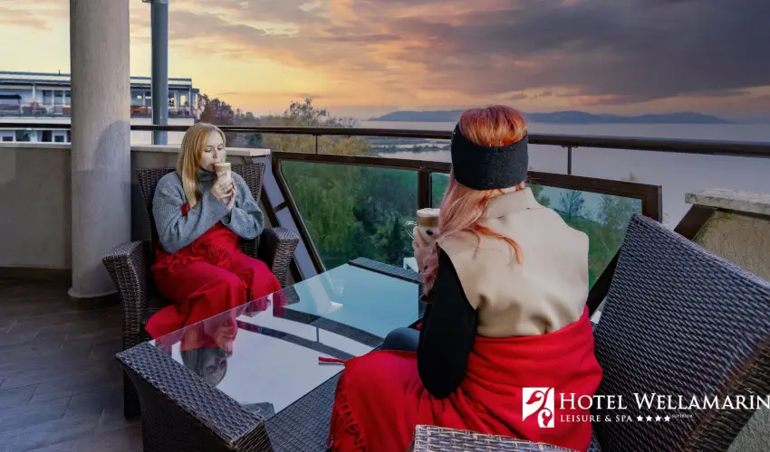 Hotel Wellamarin Zam�rdi - Maj�lis