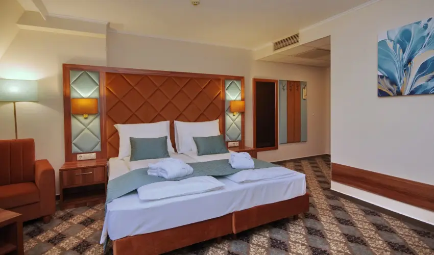 Wellness Hotel Gyula Gyula - Majlis (min. 3 j)