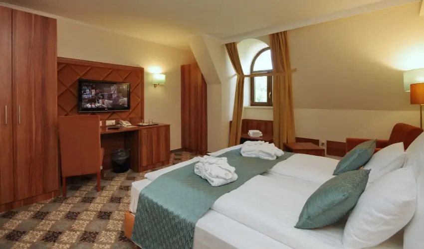 Wellness Hotel Gyula Gyula - Majlis (min. 3 j)