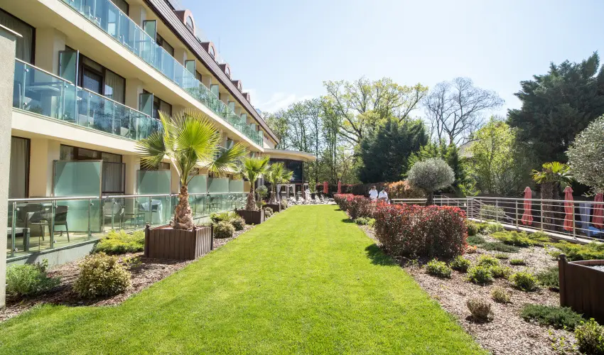 Wellness Hotel Gyula Gyula - Maj�lis (min. 2 �j)