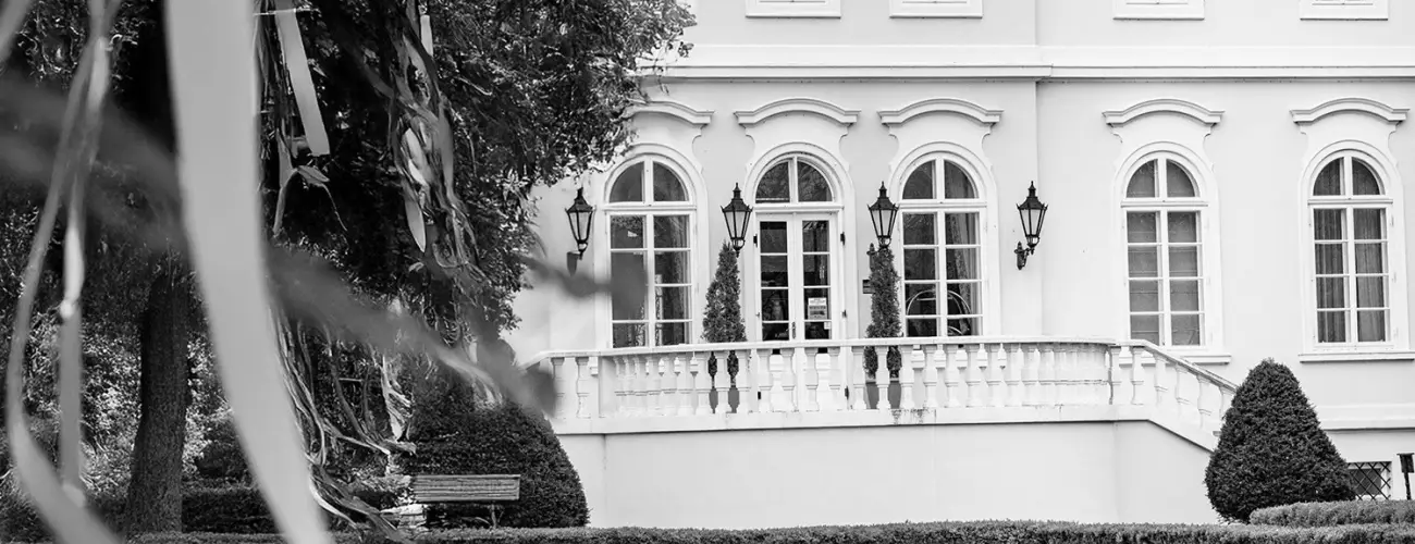 La Contessa Kastlyhotel Szilvsvrad - Mjus 1. - teljes elrefizetssel