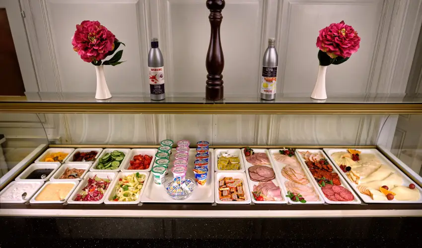 La Contessa Kastlyhotel Szilvsvrad - Mjus 1. (min. 2 j)