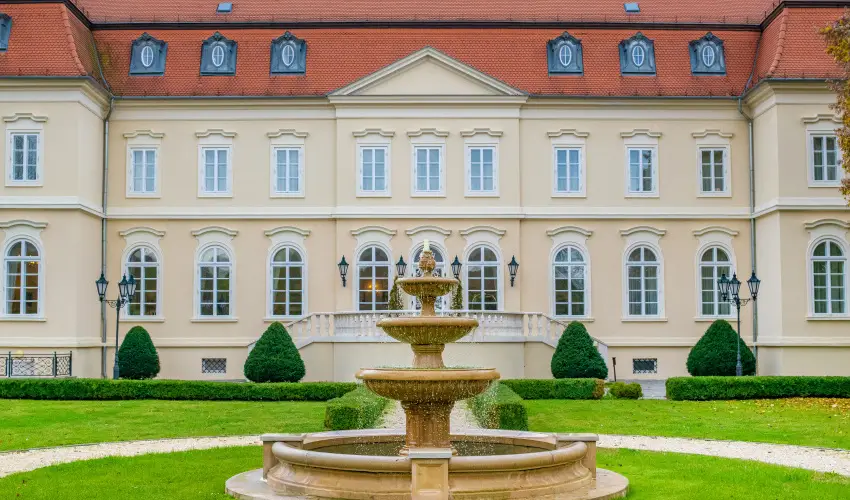 La Contessa Kastlyhotel Szilvsvrad - Mjus 1. (min. 2 j)