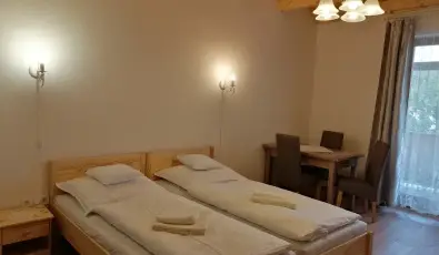 Zempl�ni T�nd�rkert Vend�gh�z F�z�rkoml�s