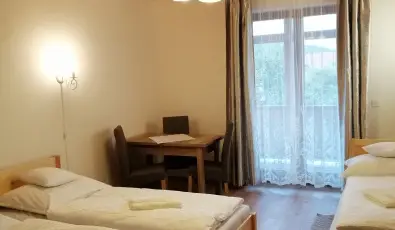 Zempl�ni T�nd�rkert Vend�gh�z F�z�rkoml�s