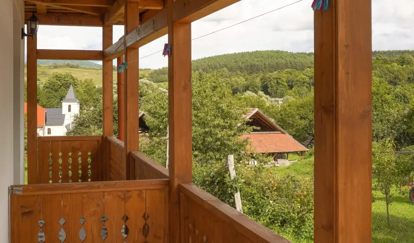 Zempl�ni T�nd�rkert Vend�gh�z F�z�rkoml�s - M�jus 1. (min. 2 �j)