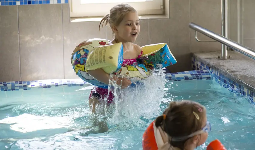 Zenit Hotel Balaton Vonyarcvashegy - Mjus 1. (min. 2 j)