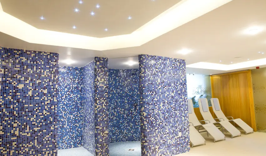 Zenit Hotel Balaton Vonyarcvashegy - Mjus 1. (min. 2 j)