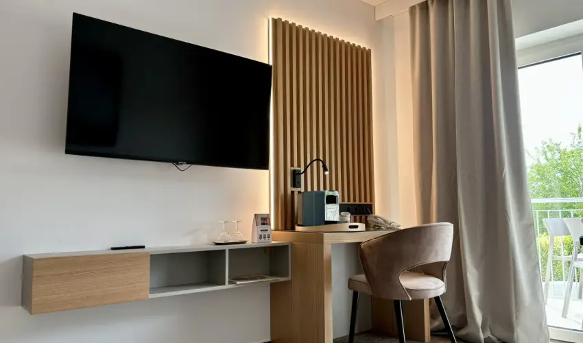 Zenit Hotel Balaton Vonyarcvashegy - Mjus 1. (min. 2 j)