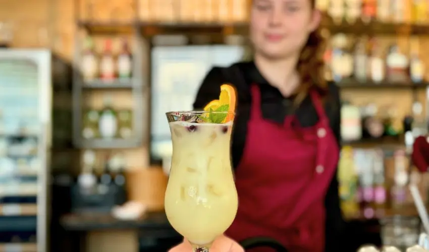 Zenit Hotel Balaton Vonyarcvashegy - Mjus 1. (min. 2 j)