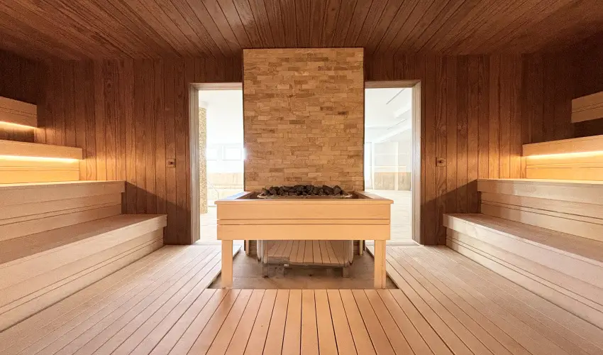 Zenit Hotel Balaton Vonyarcvashegy - Mjus 1. (min. 2 j)