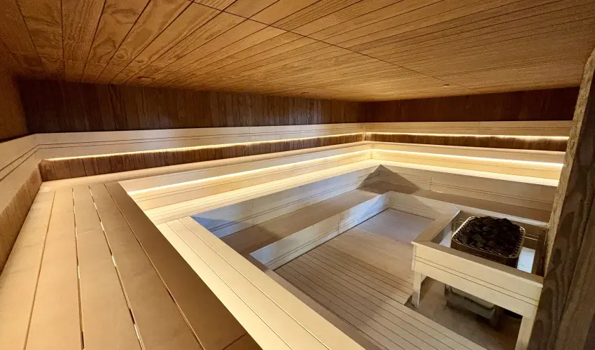 Zenit Hotel Balaton Vonyarcvashegy - Mjus 1. (min. 2 j)