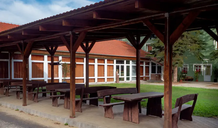 Zldsziget Menedk Rendezvny s Pihenhz Brna - Mjus 1.