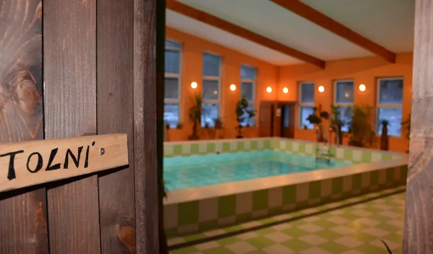 Z�ldsziget Mened�k Rendezv�ny �s Pihen�h�z B�rna - M�jus 1. (min. 2 �j)