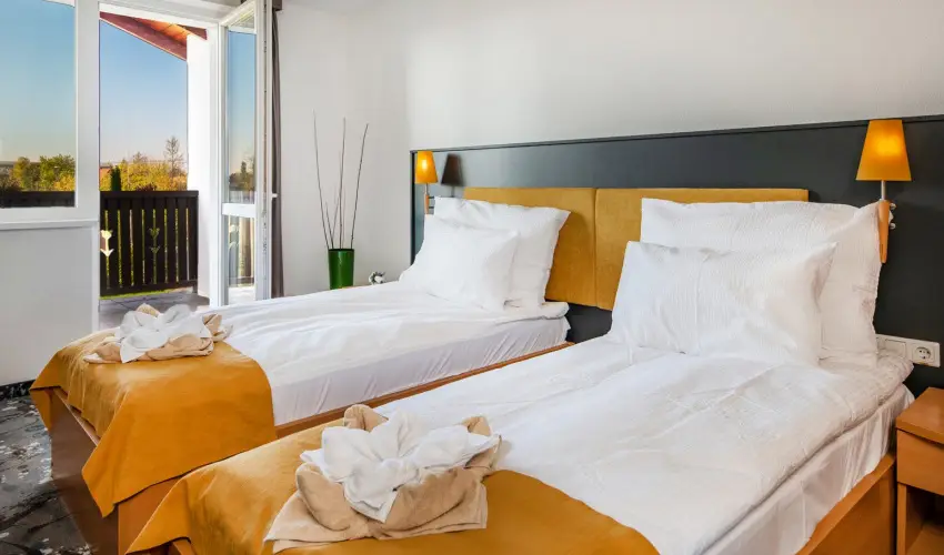 Zsry Liget Hotel & Spa Mezkvesd - Mjus 1.