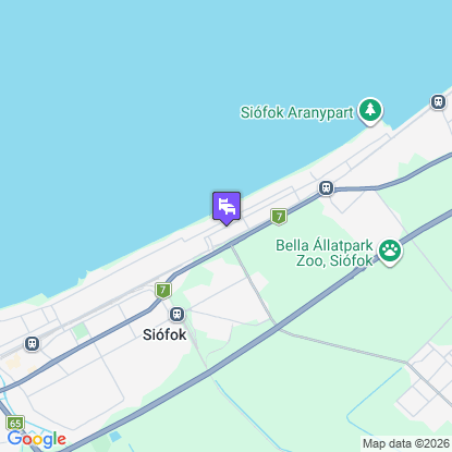 Napsug�r Apartmanh�z a t�rk�pen